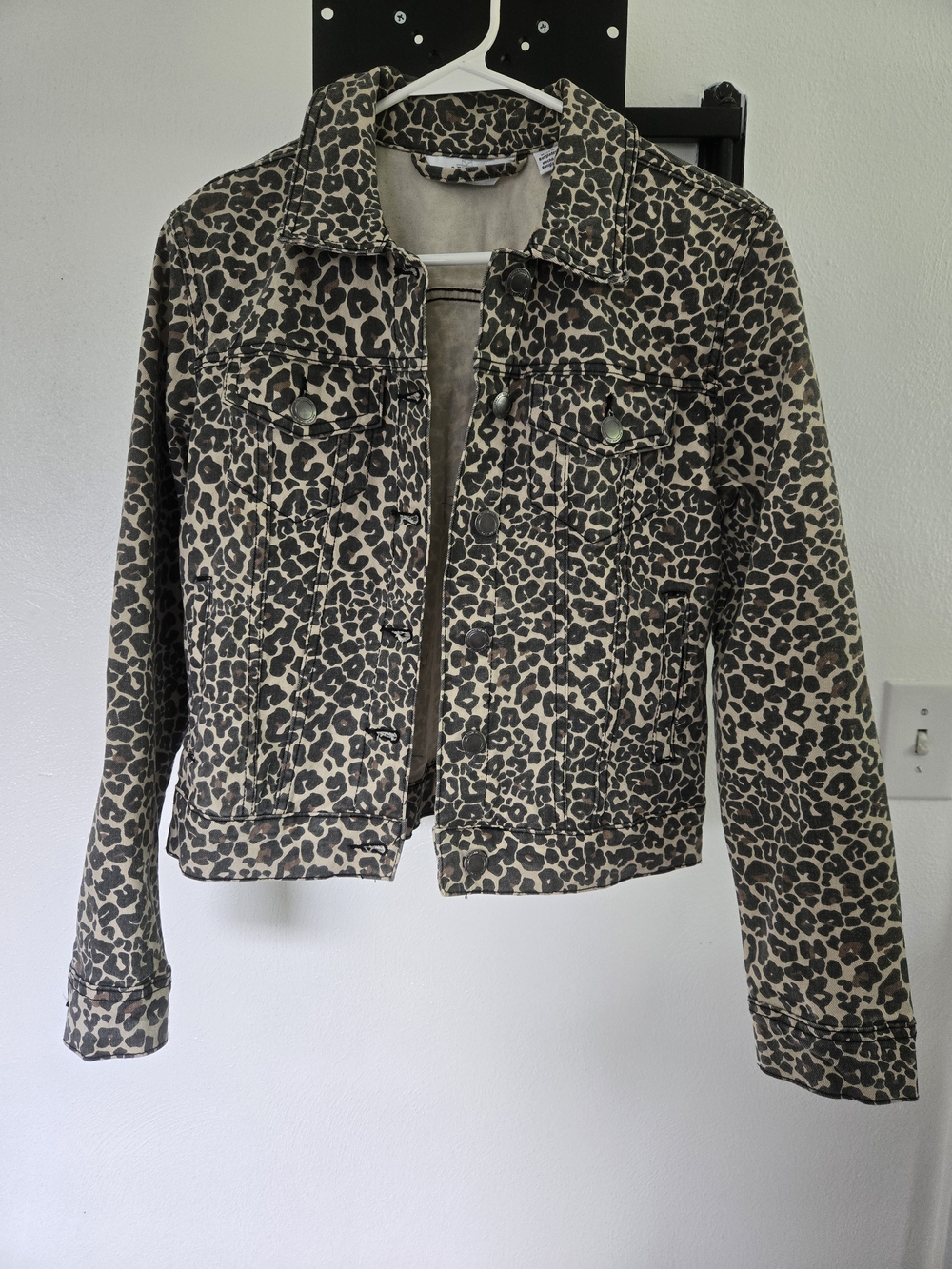 Serra Leopard Print Denim Jacket in Taupe & Black